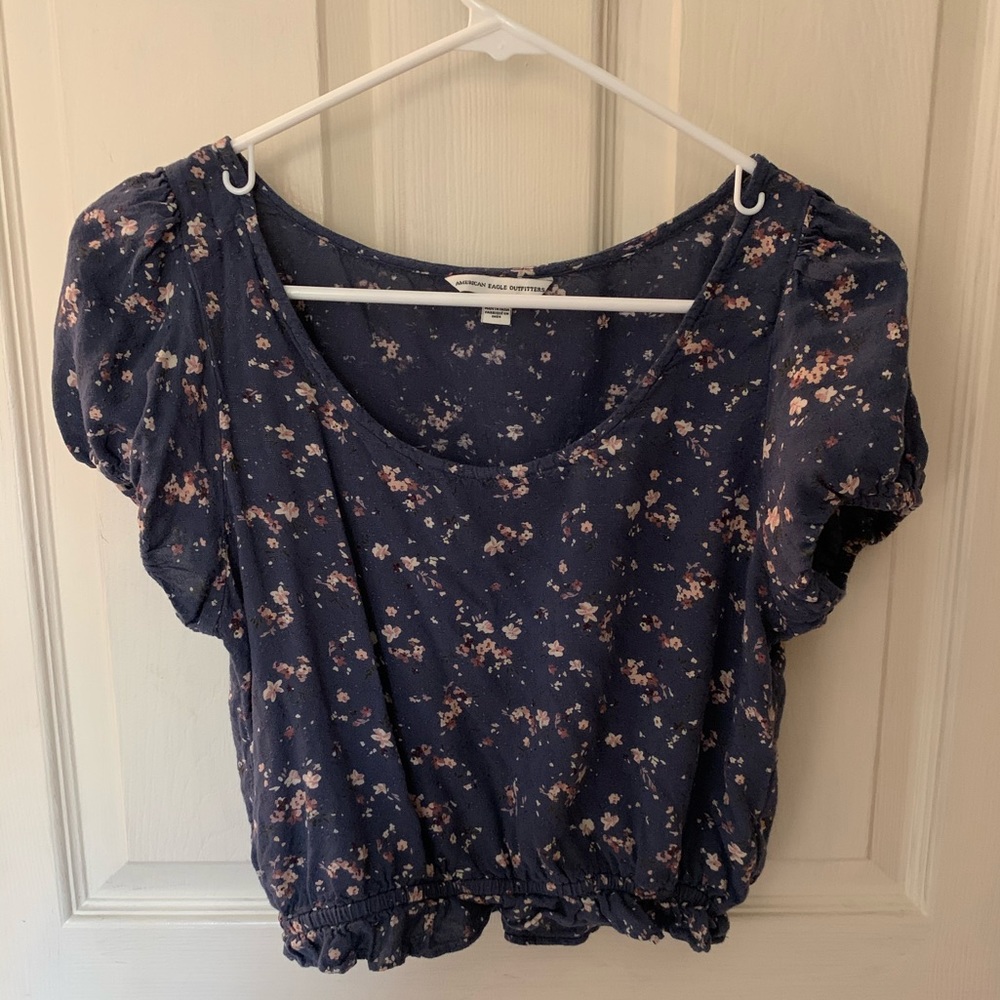 American eagle floral crop top